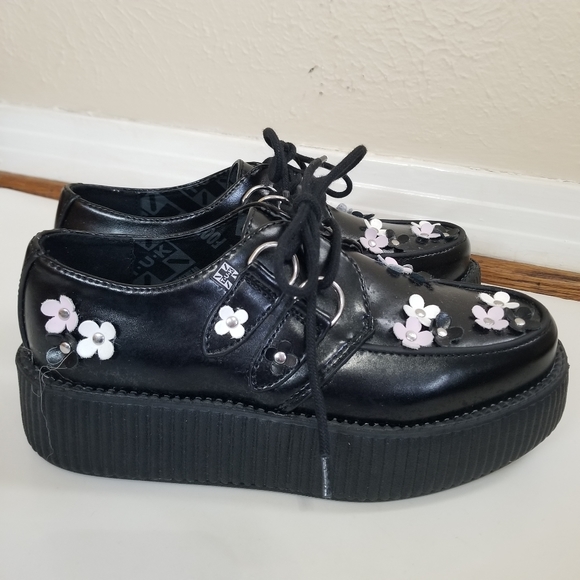 tuk Shoes Tuk Flower Cluster Laceup Punk Y2k Creepers Black Leather
